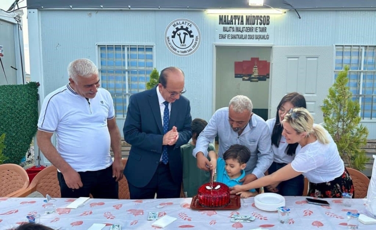 Başkan Geçit, Minik Yusuf’un Doğum Gününü Kutladı