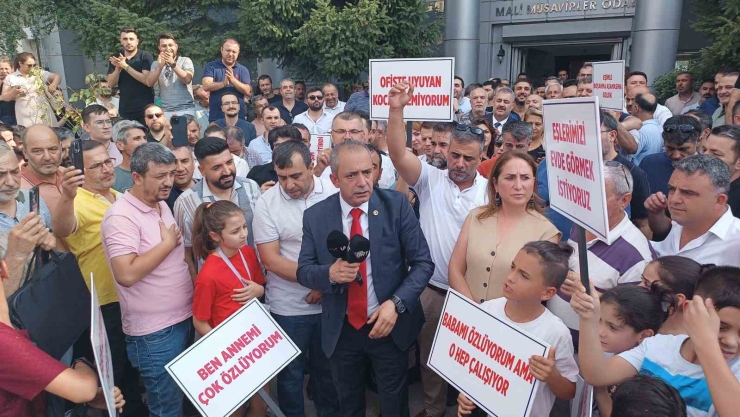 Gaziantep’te Çalışma Koşullarına Sitem Eden Mali Müşavirler Ruhsat Yaktı