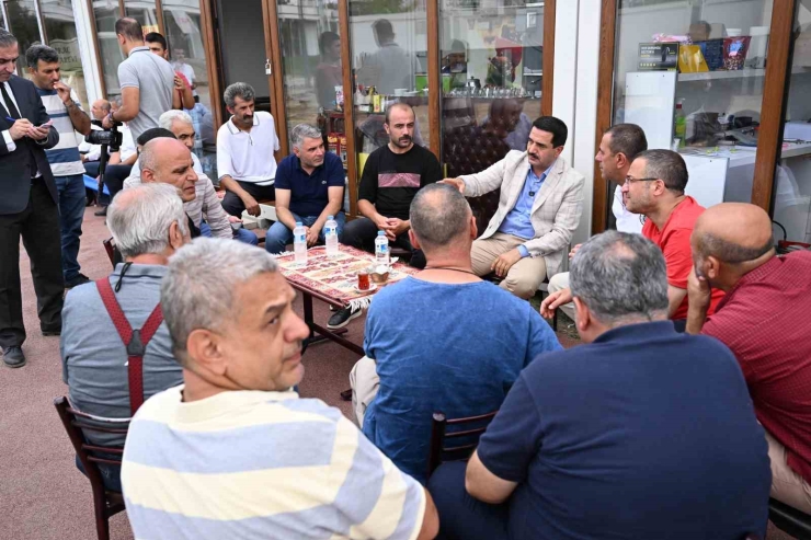 Taşkın, Millet Bahçesi Esnaflarla Bir Araya Geldi