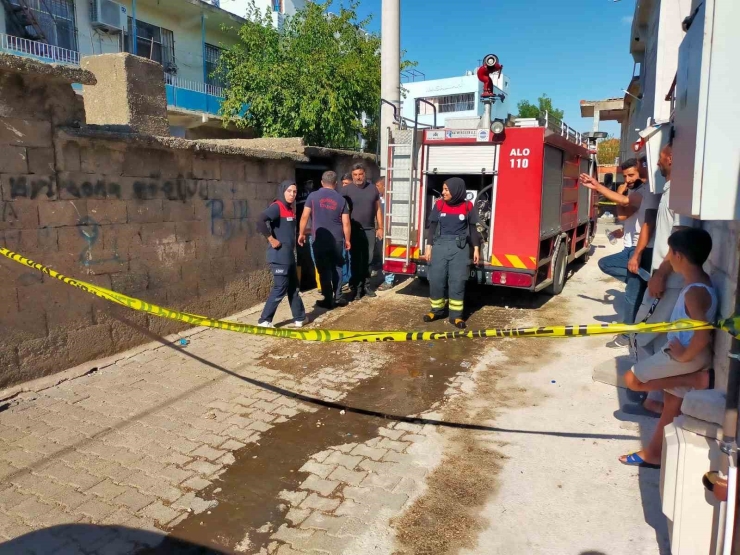 Diyarbakır’da 2 Katlı Evin Bodrumun Patlama: 1’i Ağır 3 Yaralı