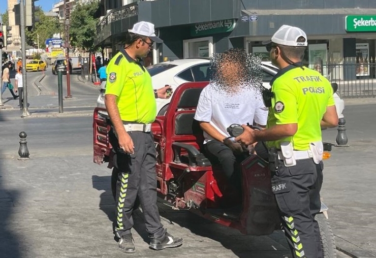 Gaziantep’te 93 Motosiklet Sürücüsüne 187 Bin Tl Ceza