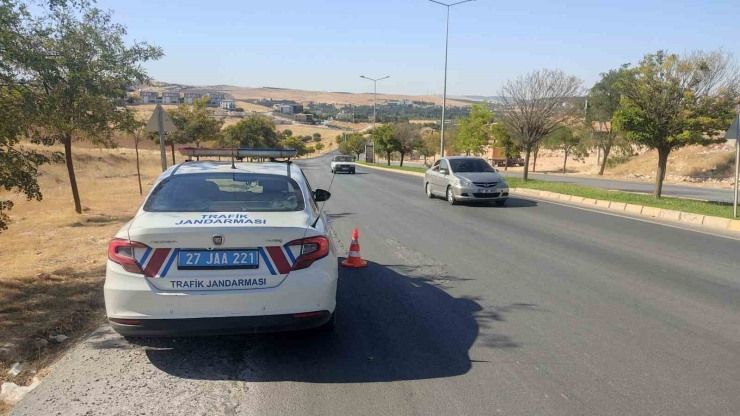 Gaziantep’te 100 Araç Sürücüsüne 199 Bin Tl Radar Cezası