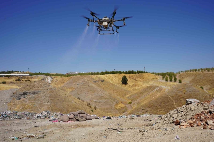 Kahta’da Sivrisinekle Mücadelede Dronlu Çözüm