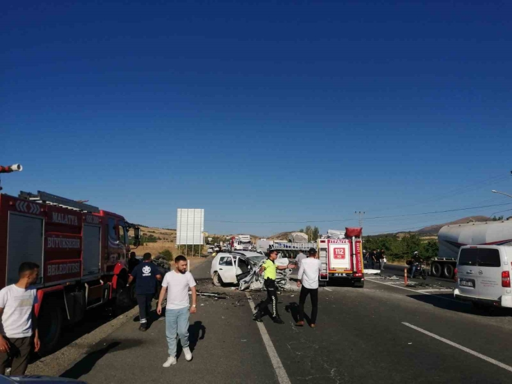 Malatya’da Feci Kaza: 2 Ölü 4 Yaralı