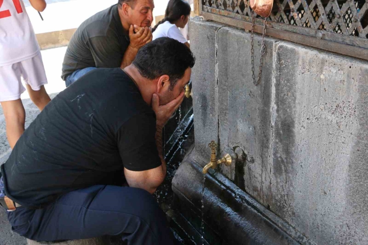 Diyarbakır’da Tarihi Mekanlarda “eyyam-ı Bahur” Sakinliği