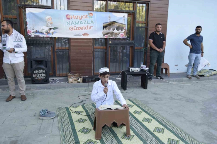 Dicle’de ‘hayat Namazla Güzeldir’ Etkinliği Düzenlendi