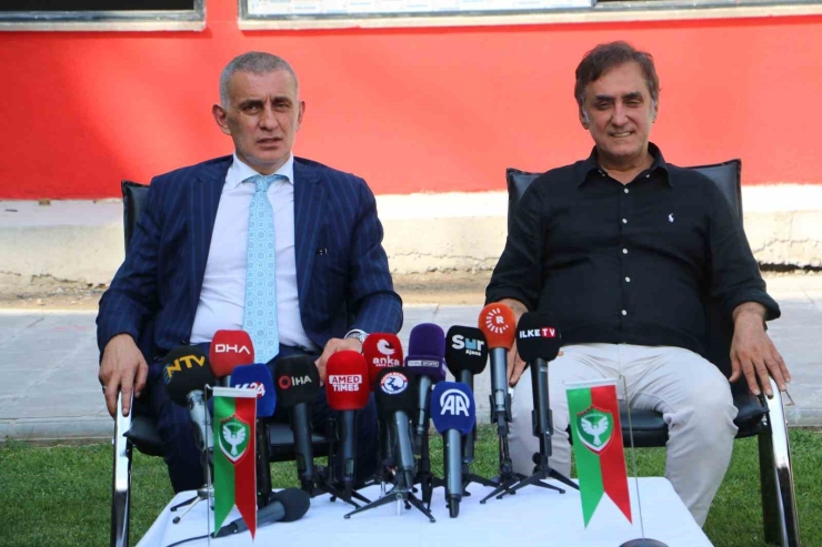 Tff Başkanı Hacıosmanoğlu, Amedspor Tesislerini Ziyaret Etti