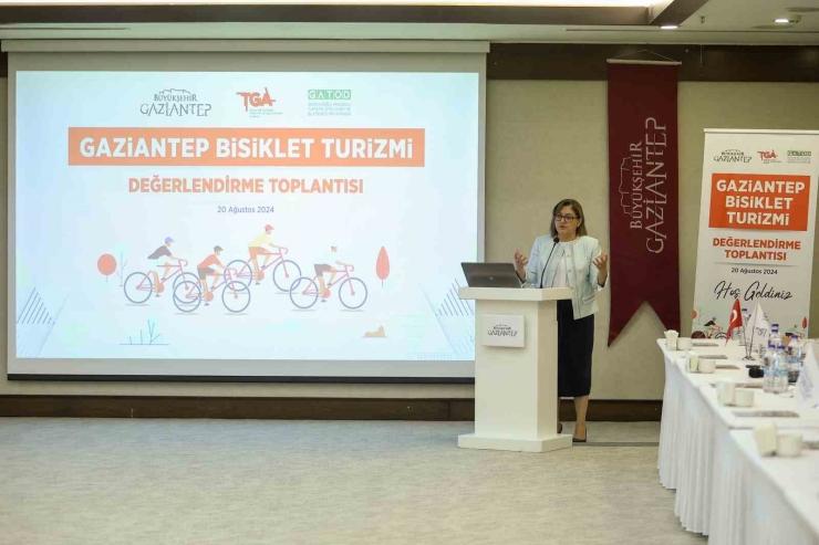 Büyükşehir’de Ev Sahipliğinde Bisiklet Turizmi Çalıştayı Düzenlendi