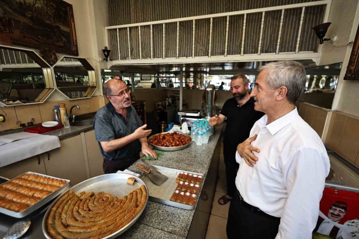 Tahmazoğlu Esnaf Ve Vatandaşın Yanında