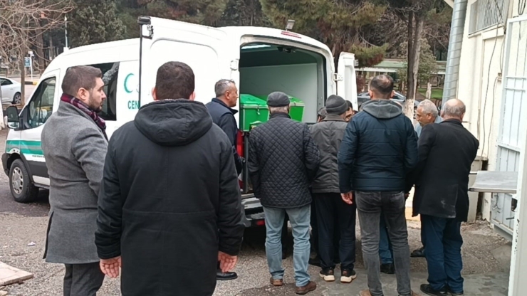 2 Çocuğunun Önünde Karısını Öldüren Sanığın İlk Duruşması Görüldü