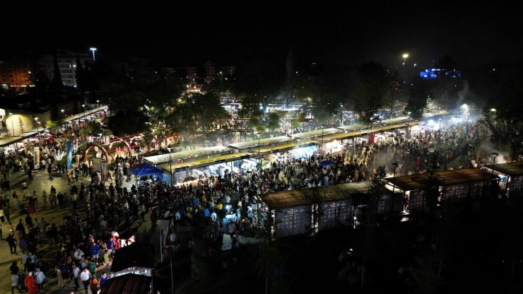 Gastroantep Festivali Dolu Dolu Geçiyor