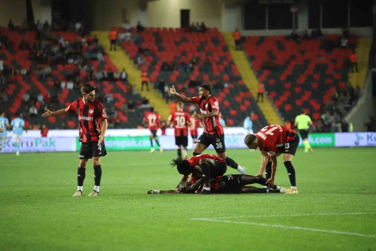 Trendyol Süper Lig: Gaziantep Fk: 0 - Trabzonspor: 0 (maç Devam Ediyor)