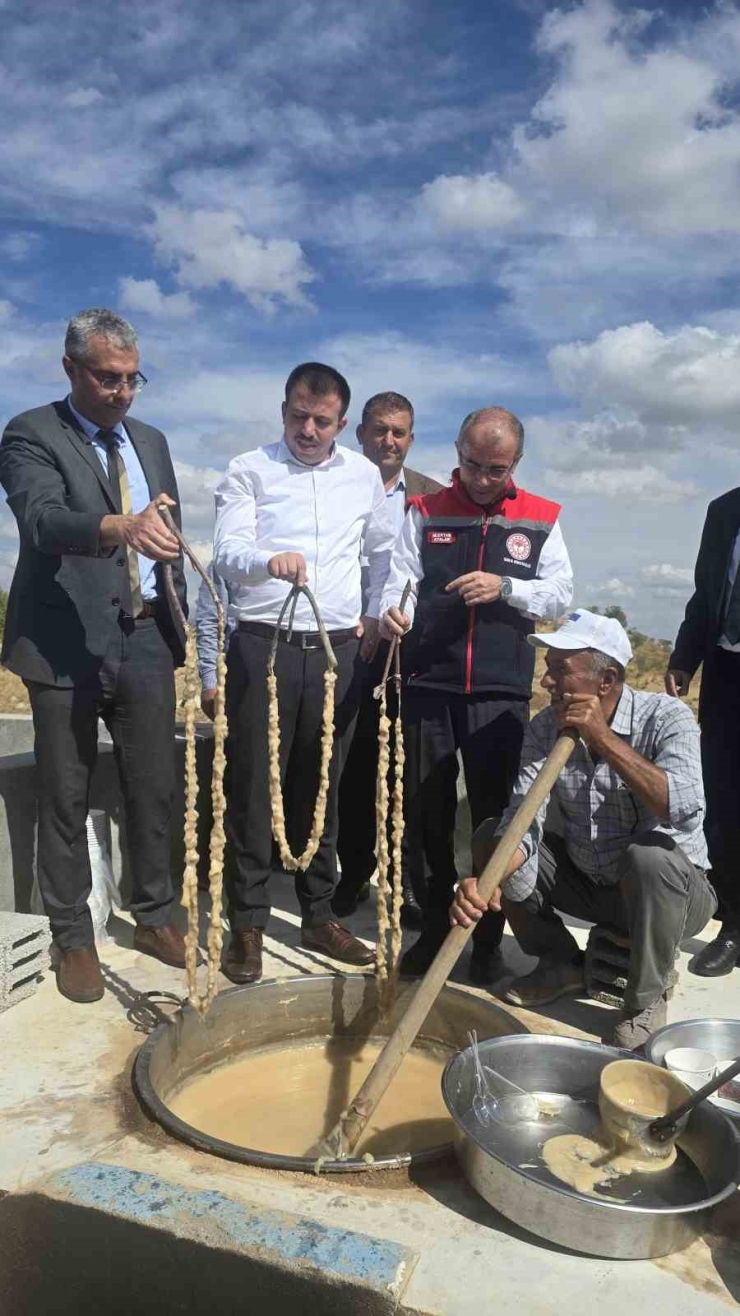 Dicle İlçesinde Bağ Bozumu Etkinliği Gerçekleştirildi