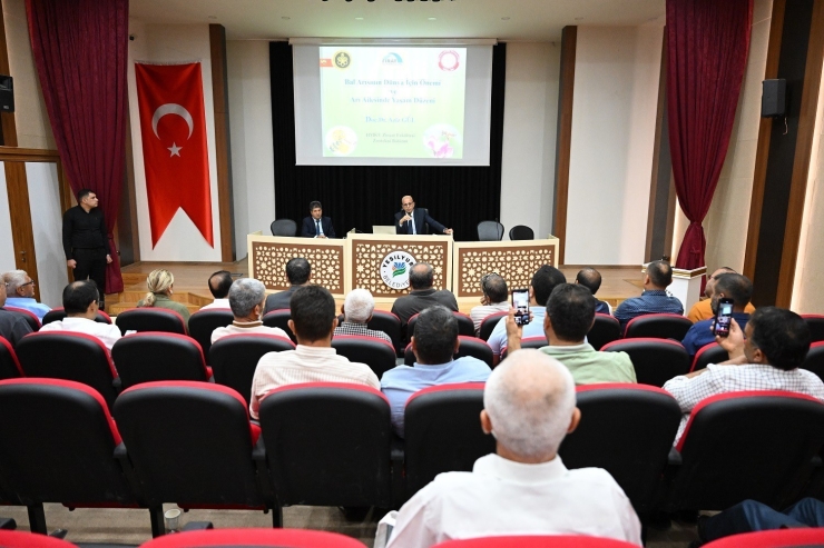 Yeşilyurt Belediyesi’nden ’arının Dili Balın Özü" Projesi