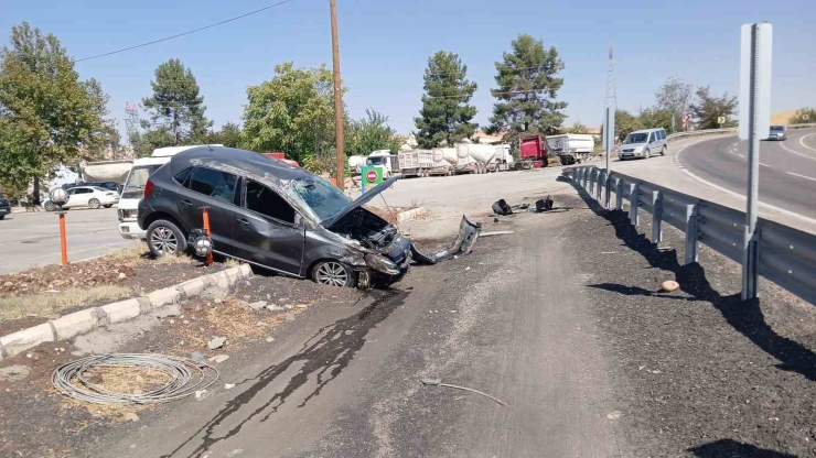 Virajı Alamayan Otomobil Takla Attı: 1 Yaralı