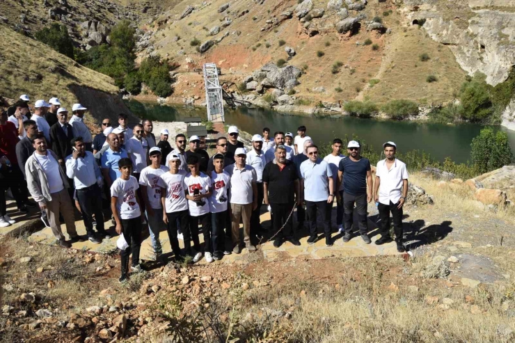 Diyarbakır’da Geleneksel Doğa Sporları Ve Bağ Bozumu Etkinliği