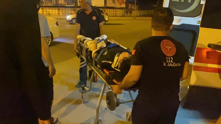 Kural İhlali Yapan Elektrikli Bisiklete Otomobil Çarptı: 1 Yaralı