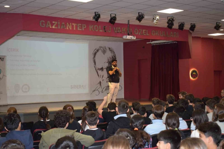 Gkv’de Teknoloji Bağımlılığı, Teknolojiyi Bilinçli Kullanma Ve Siber Suçlar Semineri