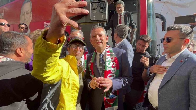 Chp Genel Başkanı Özel: “eğer Türkiye’nin En Önemli Sorununu Çözmek İçin Adım Atıyorlarsa Buradan Geri Adım Olmaması Lazım”