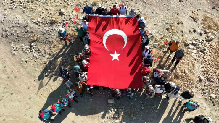 Göbeklitepe’ye Cumhuriyet Yürüyüşü