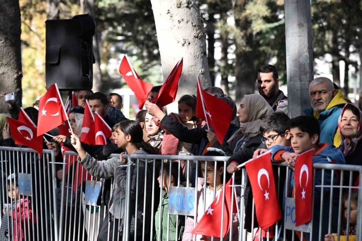 Deprem Bölgesi Malatya’da 29 Ekim Cumhuriyet Bayramı Coşkusu