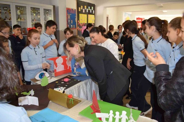 Gaziantep Kolej Vakfı’nda Dikkat Çeken Sergi