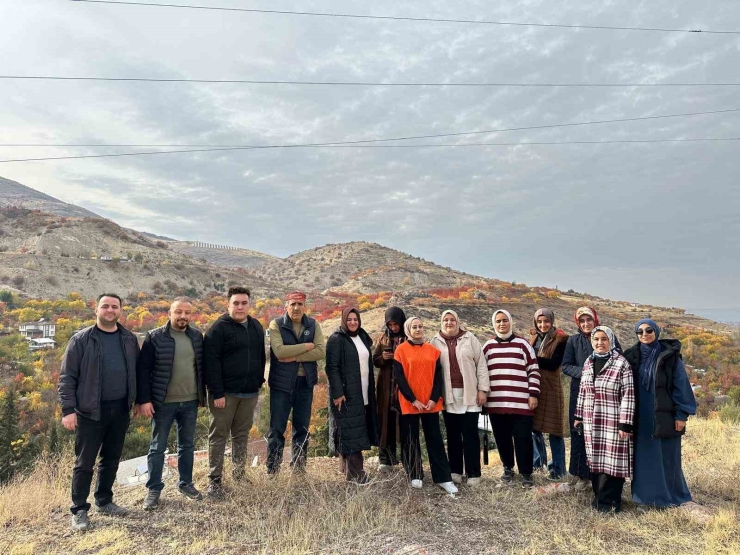 Fotoğraf Kursiyerlerinden Bağköylerinde Sonbahar Gezisi