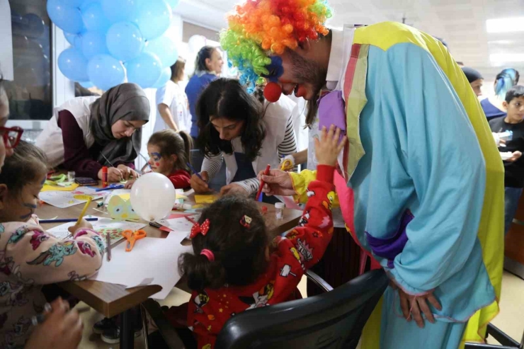 Diyarbakır’da Dünya Diyabet Günü’nde Çocuklara Moral Etkinliği