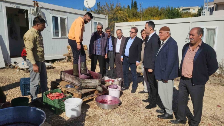 Adıyamanlı Üreticiler Nar Ekşisi Ve Nar Suyuyla Daha Çok Kazanıyor