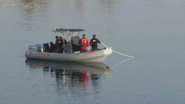 Adıyaman’da Kayıp Genci Arama Çalışmaları Sürüyor