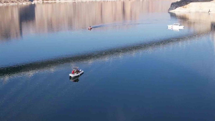 Adıyaman’da Kayıp Genci Arama Çalışmaları Sürüyor