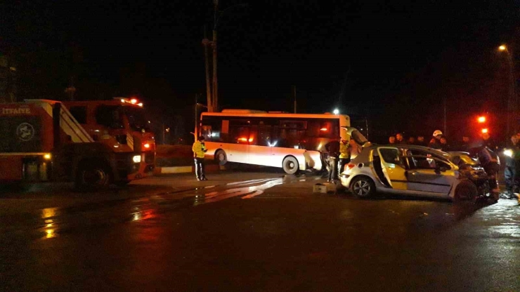 Malatya’da Halk Otobüsü İle Otomobil Çarpıştı: 1 Ölü