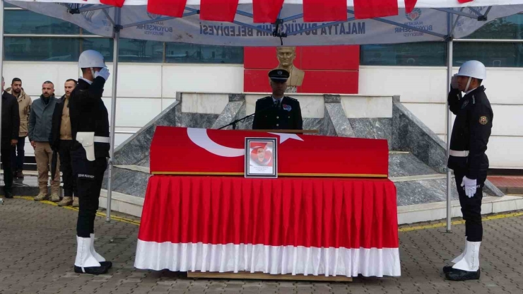 Malatya’da Kazada Şehit Olan Polis Memuru İçin Tören Düzenlendi