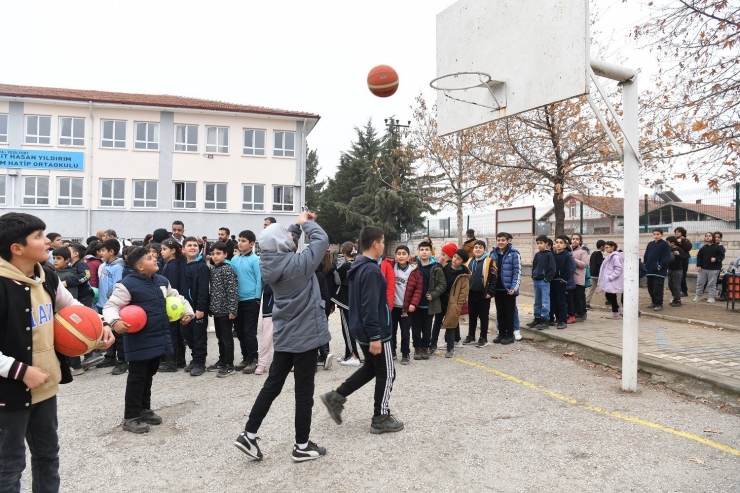 Başkan Geçit: "spor İstasyonları Projemize Başladık"