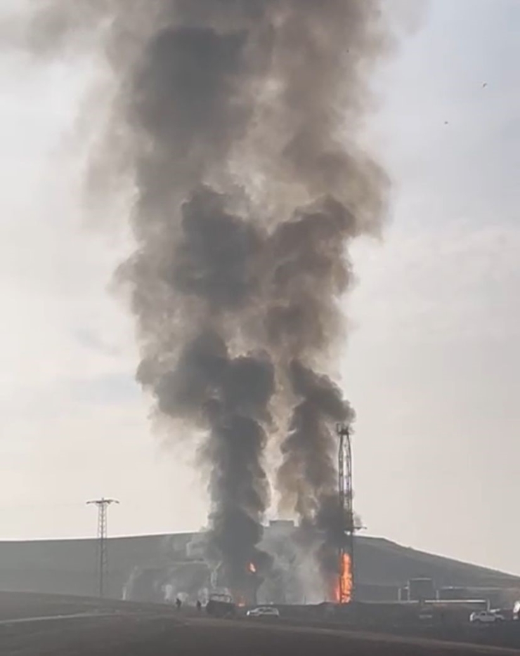 Diyarbakır’da Petrol Kuyusunda Yangın