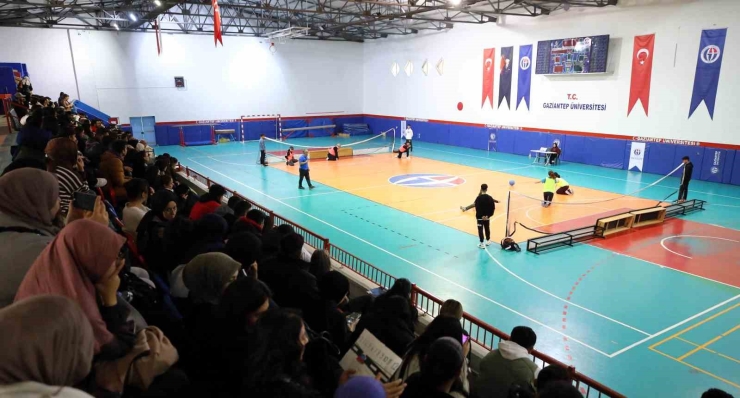 Gaün’de Engelleri Aşan Goalball Maçı Düzenlendi