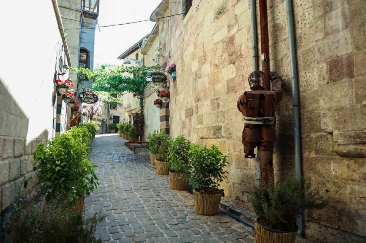 Gaziantep’in Tarihi Bey Mahallesi Turizme Kazandırıldı