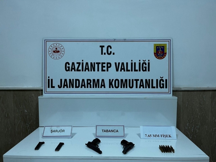 Gaziantep’te 19 Ruhsatsız Silah Ele Geçirildi