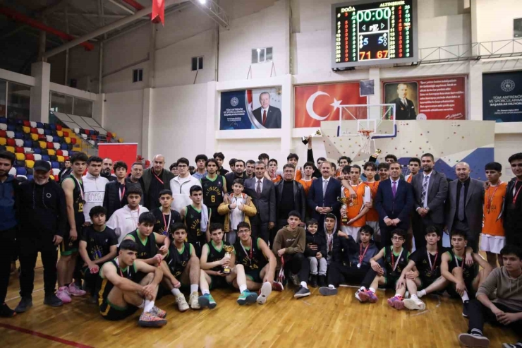 Potanın Şampiyonu Özel Doğa Koleji Oldu