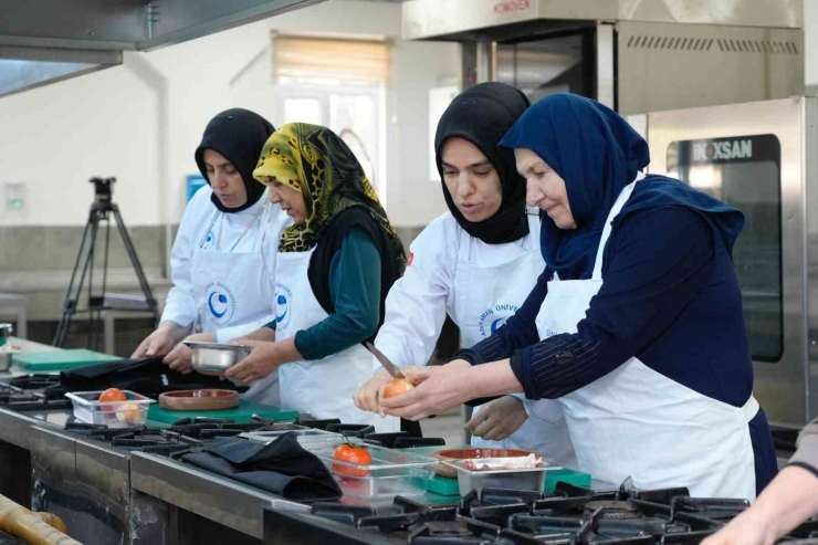 Emekliler Yemek Yarışması Sona Erdi