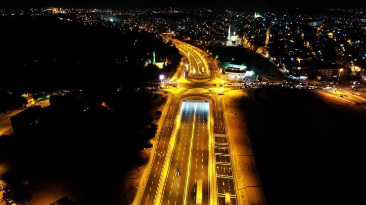 Gaziantep Büyükşehir’den 10 Yılda 15 Katlı Kavşak