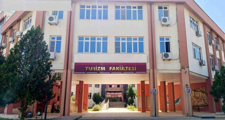 Gaziantep Üniversitesi Turizm Eğitiminde Reformlara Öncülük Ediyor