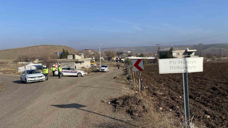 Diyarbakır’da İki Aile Arasında Silahlı Kavga: 5 Yaralı