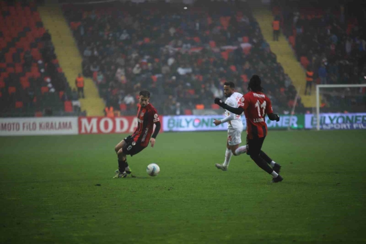 Trendyol Süper Lig: Gaziantep Fk: 2 - Antalyaspor: 0 (maç Sonucu)