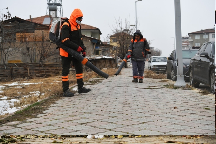 Yeşilyurt’ta Temizlik İşleri Aralıksız Sürüyor