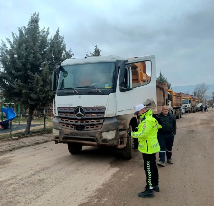 Gölbaşı’nda Ağır Tonajlı Araçlara Denetim