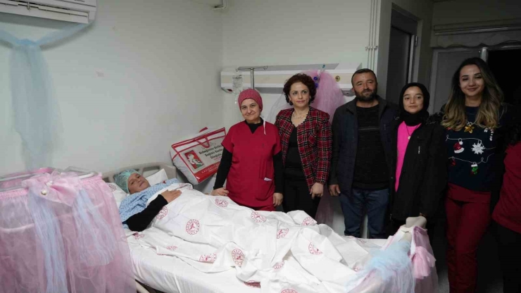 Gaziantep’te Yılın İlk Bebeği 00.02’de Dünyaya Geldi