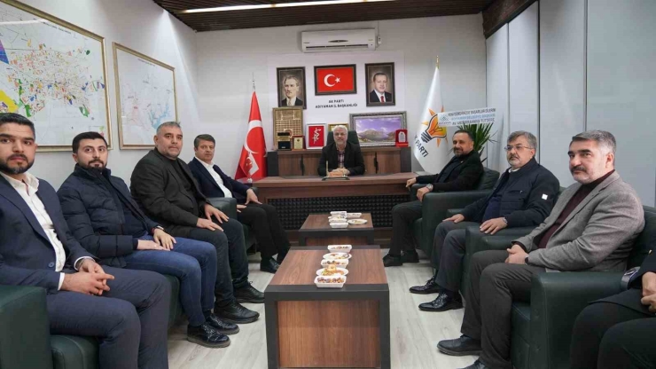 Başkan Tutdere, Ak Parti Yönetimiyle Bir Araya Geldi