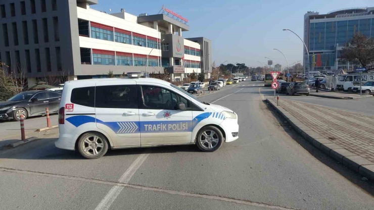 Malatya’da Servis Taşımacılığı Yapan Şoförlerden ’trafik Cezası’ Tepkisi