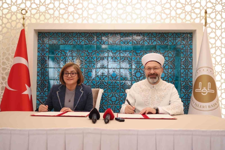 Gaziantep Büyükşehir Belediyesi İle Diyanet İşleri Başkanlığı Arasında İş Birliği Protokolü